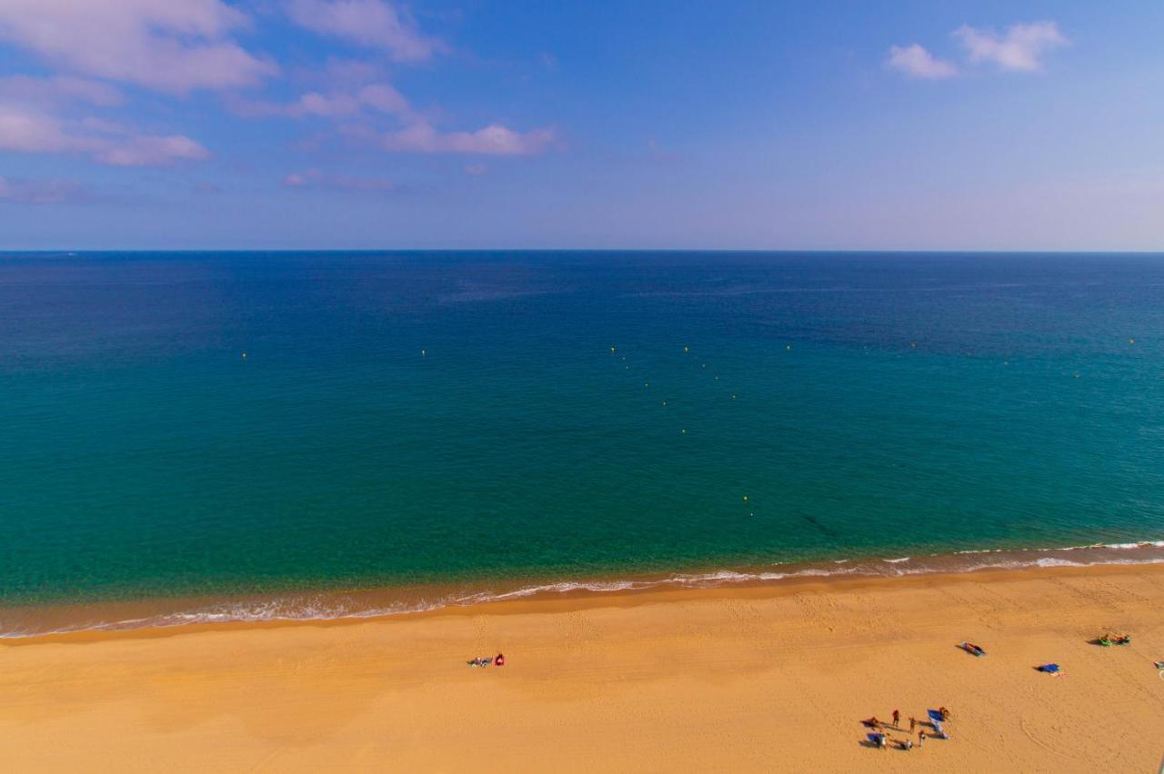Coconut Beach Boutique Studio Platja d'Aro Bagian luar foto